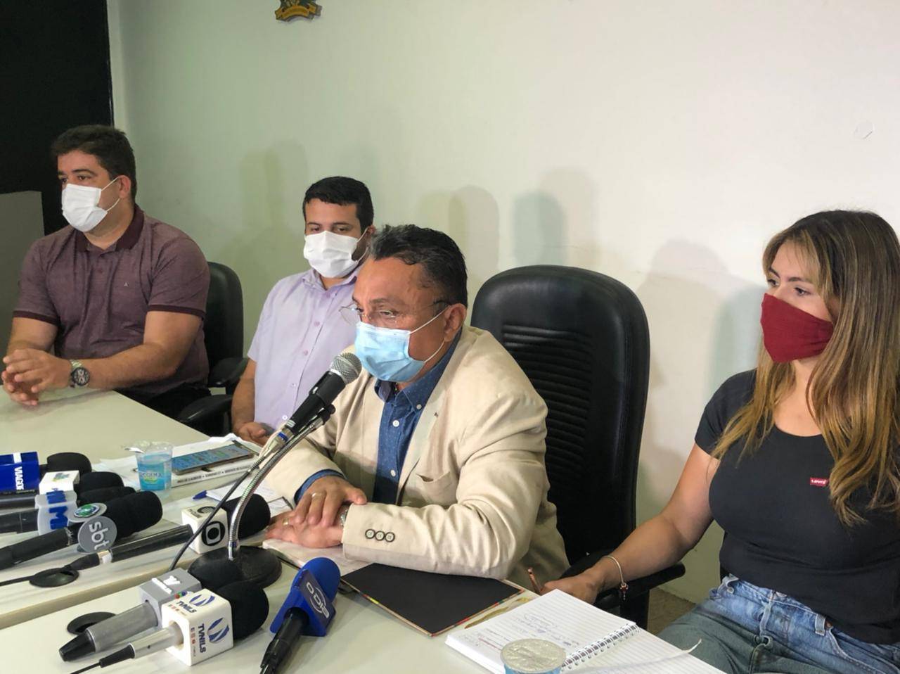 Presidente sob o tom e afirma que há indícios de crimes a serem investigados